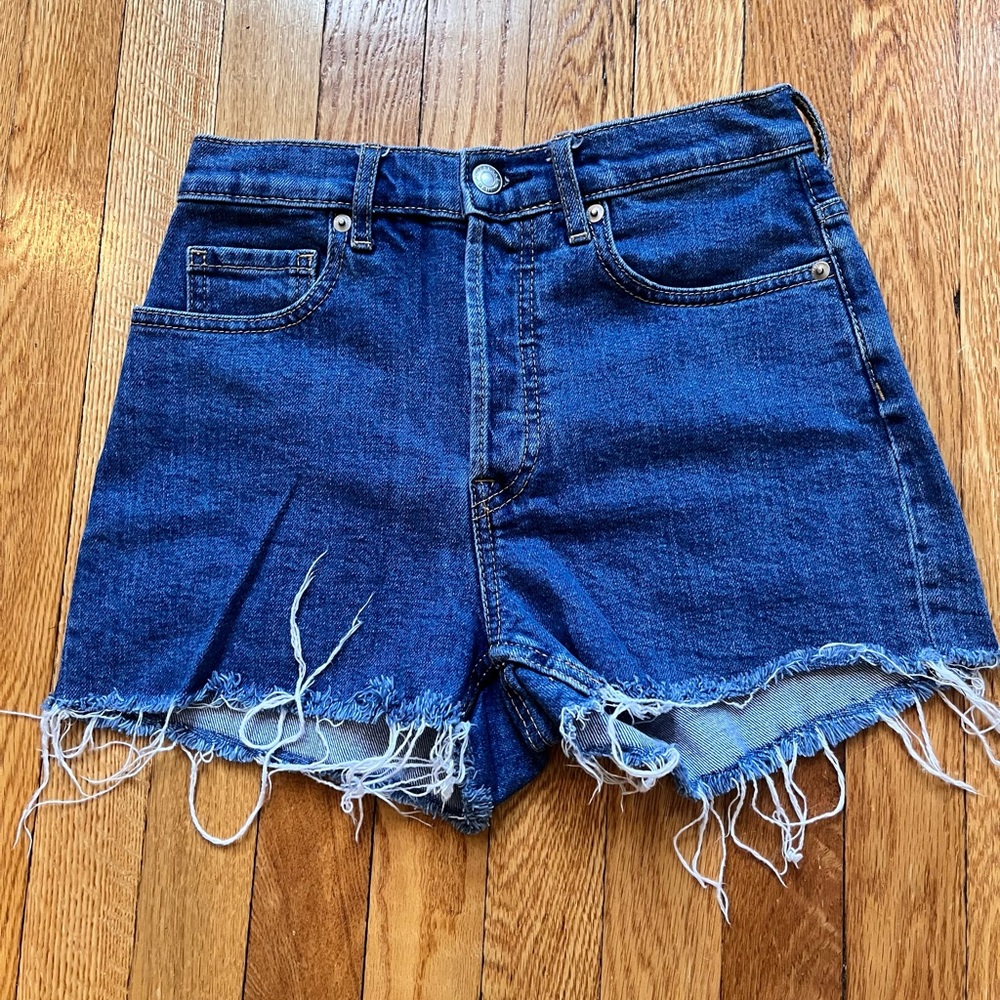 Everlane The Cheeky denim shorts sz 25